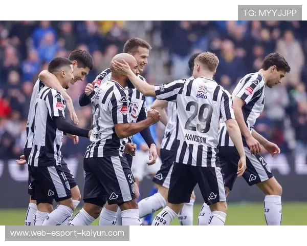 富勒姆通过二次进攻持续释放空间的战术之道