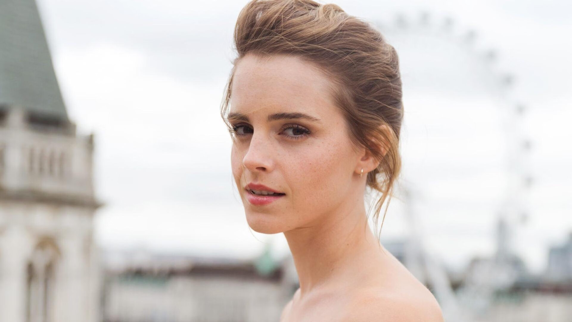 kaiyun-主教练提醒球员避免情绪波动强调稳定心态是关键因素，如何管理球员在比赛中的情绪